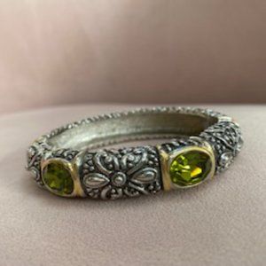 Chunky metal bracelet with green glass